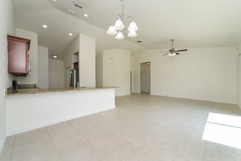 2,005/Mo, 839 Valnera Ct Kissimmee, FL 34758 Dining Room View 2