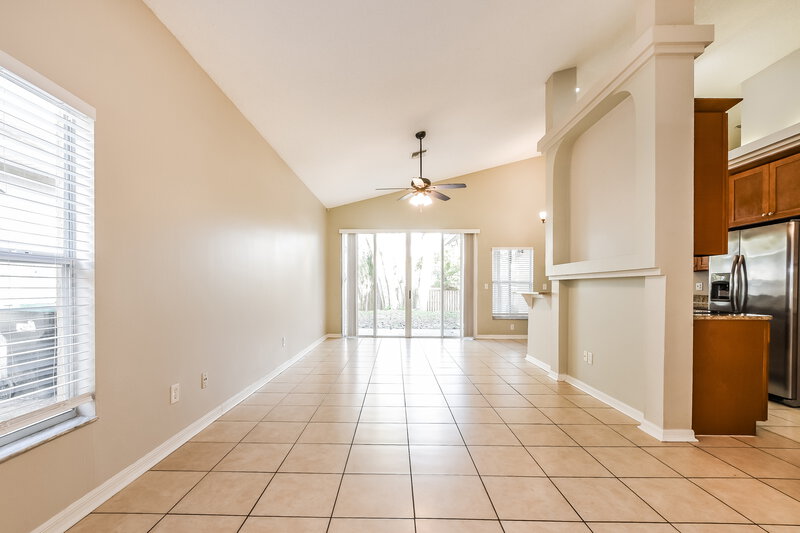 2,455/Mo, 2167 Kaylas Ct Orlando, FL 32817 Living Room View