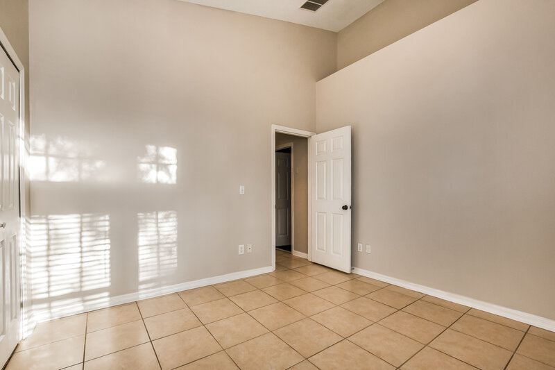 2,455/Mo, 2167 Kaylas Ct Orlando, FL 32817 Bedroom View 3