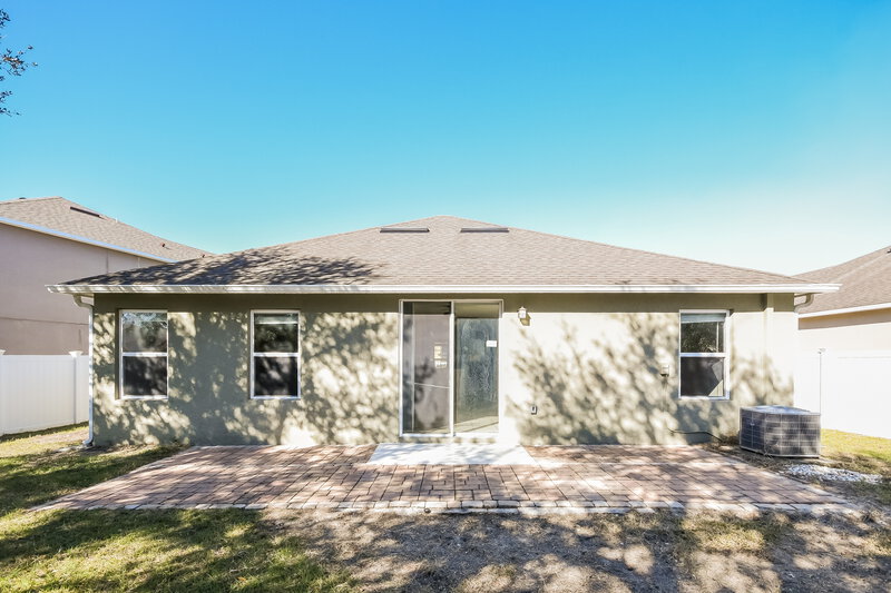 2,240/Mo, 3725 Ryegrass St Clermont, FL 34714 Rear View