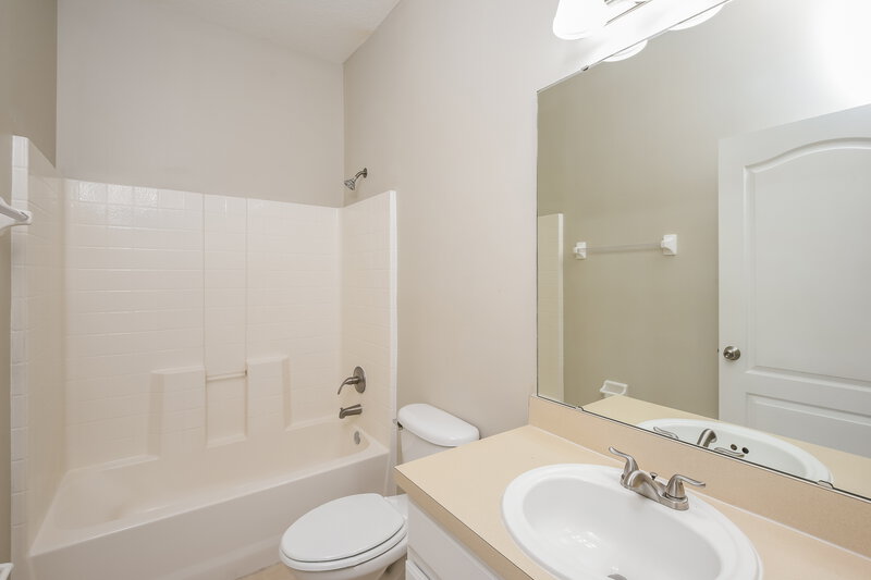 2,180/Mo, 3161 Dasha Palm Dr Kissimmee, FL 34744 Bathroom View