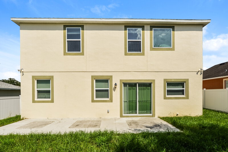 1,815/Mo, 2237 Aitkin Loop Leesburg, FL 34748 Rear View