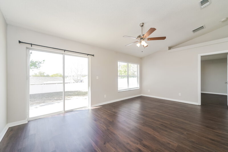 2,095/Mo, 13448 Silver Leaf Cir Clermont, FL 34711 Living Room View