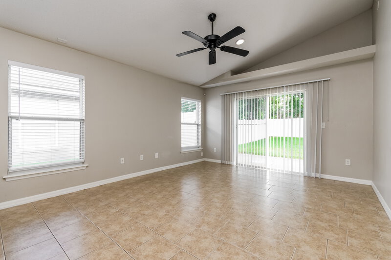 2,355/Mo, 933 Copenhagen Way Winter Garden, FL 34787 Family Room View