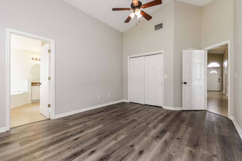 2,355/Mo, 933 Copenhagen Way Winter Garden, FL 34787 Main Bedroom View 2