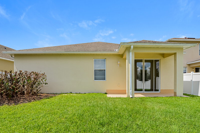 3,380/Mo, 14742 Stonebriar Way Orlando, FL 32826 Rear View