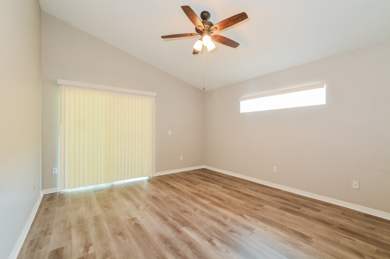 2,765/Mo, 23 Patmore Ash Way Apopka, FL 32703 Main Bedroom View