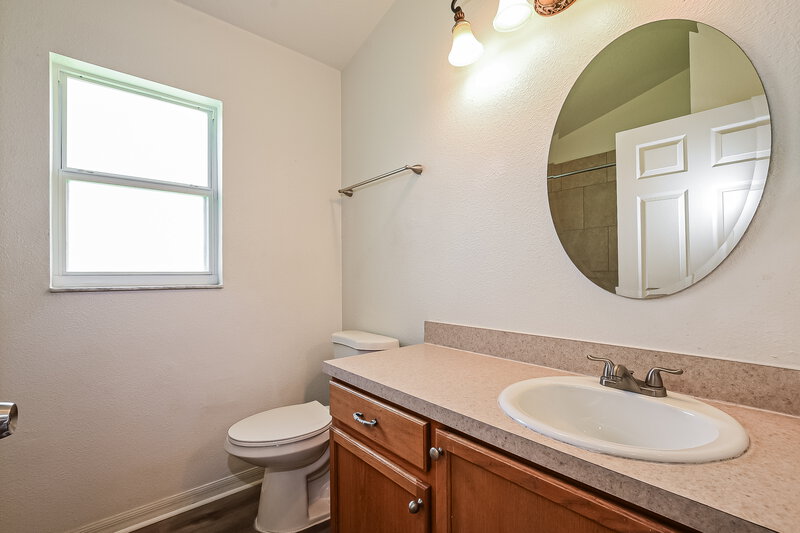 2,535/Mo, 23 Patmore Ash Way Apopka, FL 32703 Bathroom View