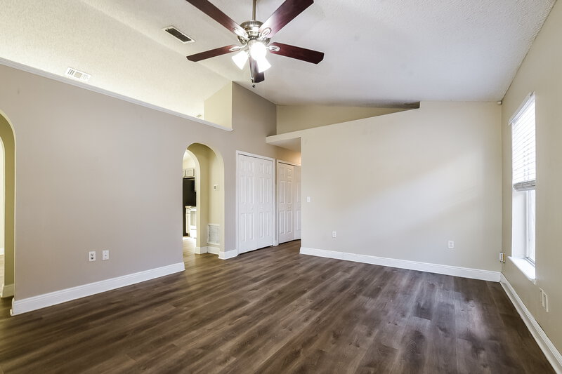 2,100/Mo, 8639 Foley Dr Orlando, FL 32825 Living Room View