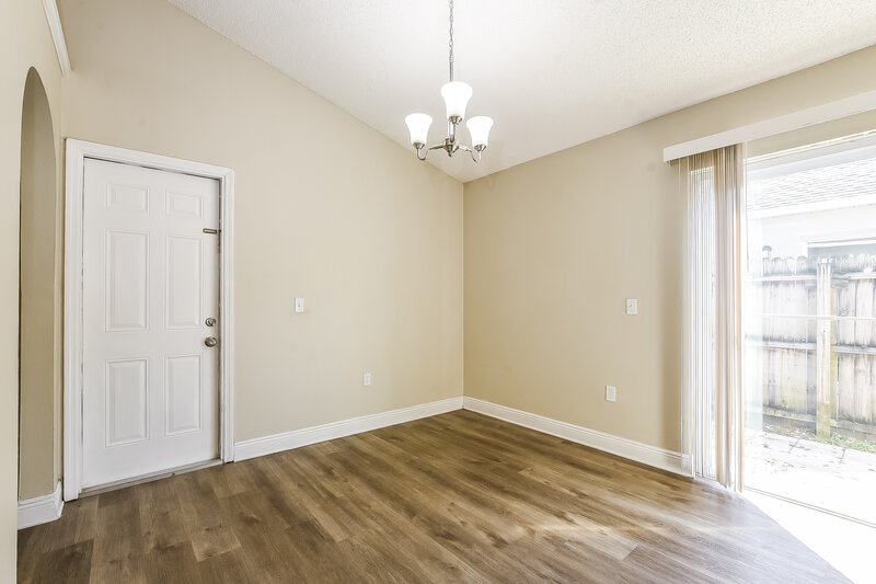 2,100/Mo, 8639 Foley Dr Orlando, FL 32825 Breakfast Nook View