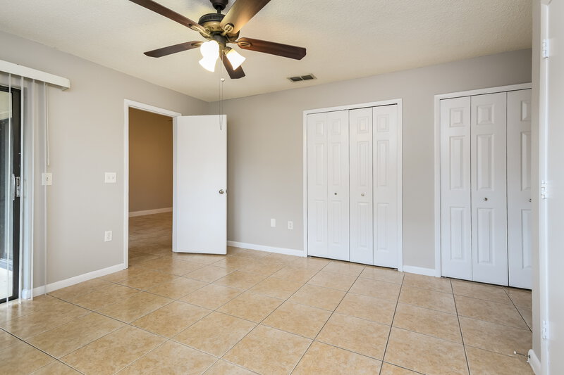 3,060/Mo, 10645 Wyndcliff Dr Orlando, FL 32817 Main Bedroom View 2