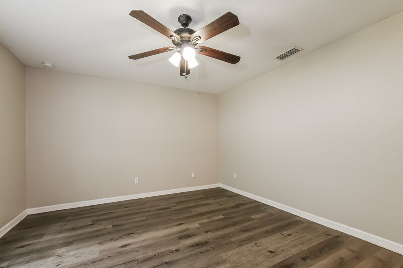 2,480/Mo, 20824 Sullivan Ranch Blvd Mount Dora, FL 32757 Main Bedroom View
