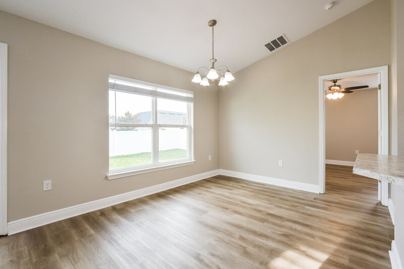 2,110/Mo, 7636 Sloewood Dr Leesburg, FL 34748 Dining Room View