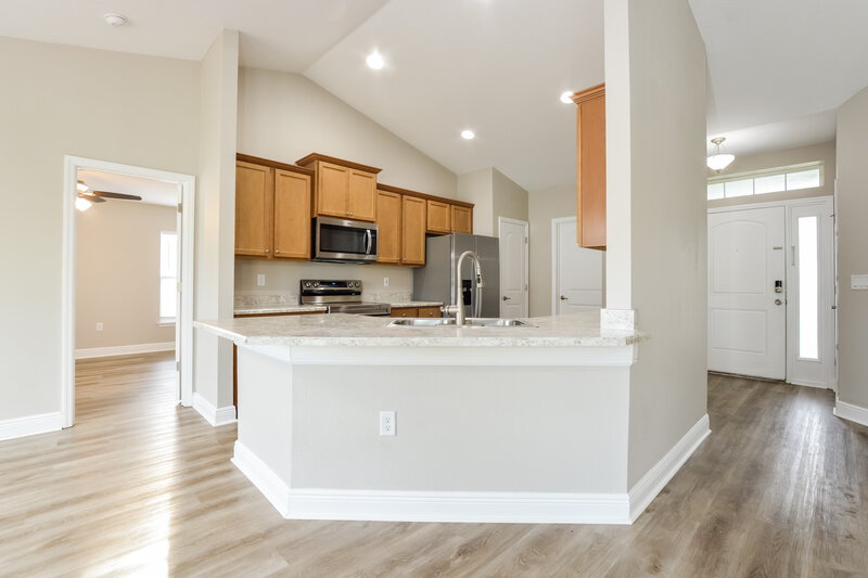 2,110/Mo, 7636 Sloewood Dr Leesburg, FL 34748 Kitchen View