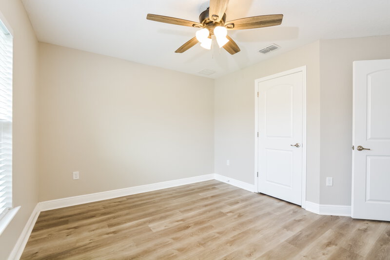 2,110/Mo, 7636 Sloewood Dr Leesburg, FL 34748 Bedroom View 4