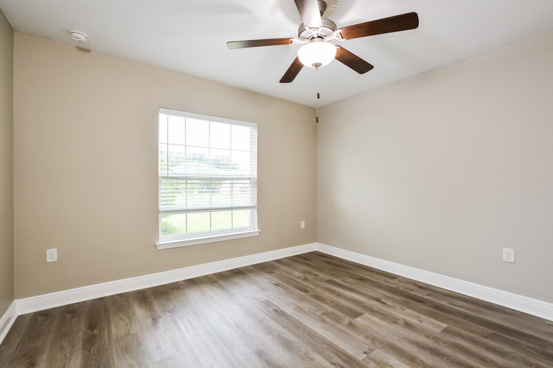 2,110/Mo, 7636 Sloewood Dr Leesburg, FL 34748 Bedroom View 5