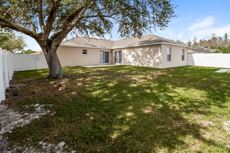 2,190/Mo, 905 Derbyshire Dr Kissimmee, FL 34758 Backyard View