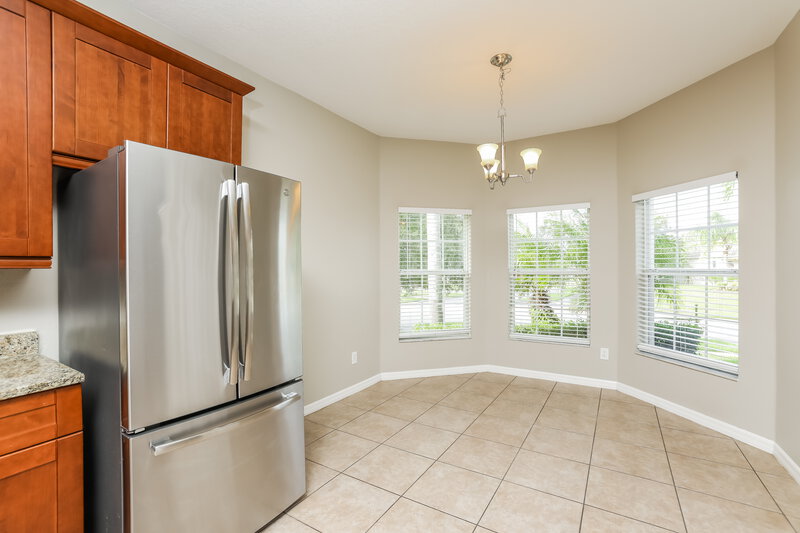 2,390/Mo, 5776 Quinton Way Mount Dora, FL 32757 Breakfast Nook View