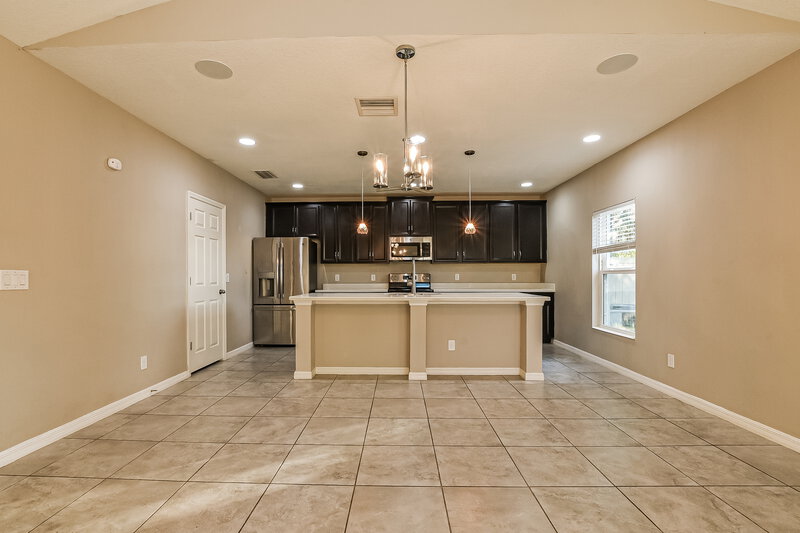 2,020/Mo, 9808 Kinmore Dr Groveland, FL 34736 Dining Room View 2