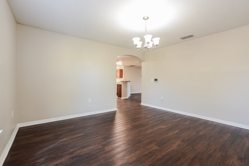 2,690/Mo, 2404 Bexley Dr Tavares, FL 32778 Dining Room View