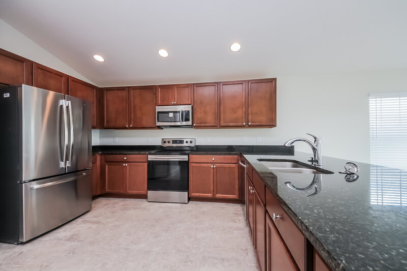 2,005/Mo, 1000 Mardi Gras Drive Kissimmee, FL 34759 Kitchen View 2