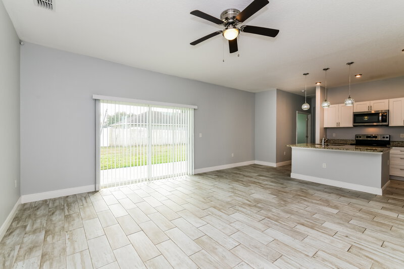 2,940/Mo, 822 Carrousel Lane Kissimmee, FL 34759 Living Room View