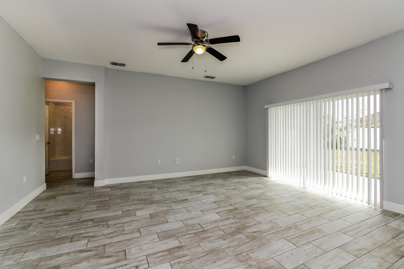 2,940/Mo, 822 Carrousel Lane Kissimmee, FL 34759 Living Room View 2