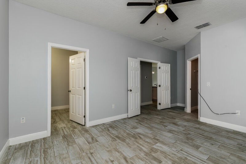2,940/Mo, 822 Carrousel Lane Kissimmee, FL 34759 Main Bedroom View