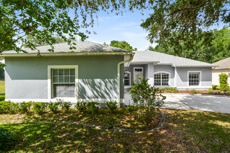 2,500/Mo, 1605 Shadowood Ct Apopka, FL 32712 Rear View 2