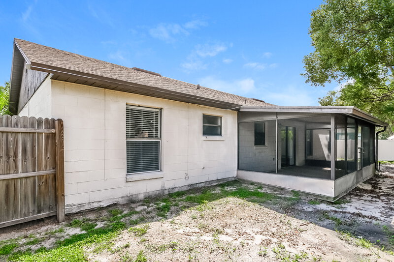 1,680/Mo, 610 N Delmonte Ct Kissimmee, FL 34758 Rear View