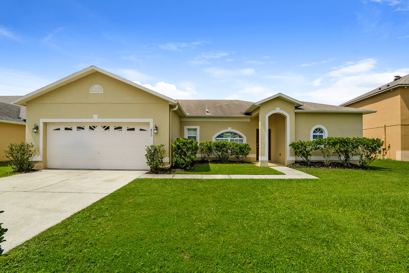 1,800/Mo, 430 Bloomfield Dr Kissimmee, FL 34758 External View