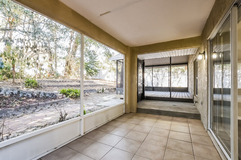 2,180/Mo, 25223 Ironwedge Dr Sorrento, FL 32776 Sun Room View