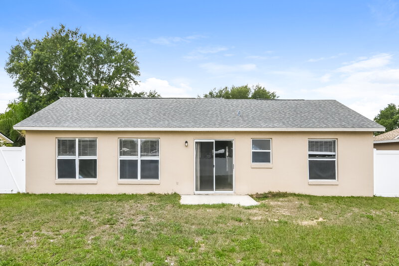 2,095/Mo, 15146 Margaux Dr Clermont, FL 34714 Rear View