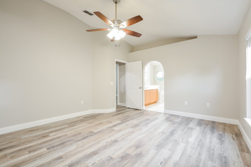 2,795/Mo, 3254 Erskine Dr Orlando, FL 32825 Main Bedroom View 2