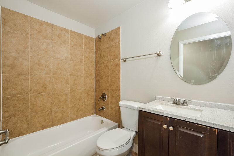 2,795/Mo, 3254 Erskine Dr Orlando, FL 32825 Bathroom View