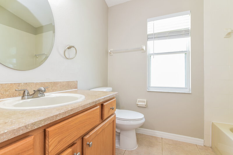 2,160/Mo, 4660 Huron Bay Circle Kissimmee, FL 34759 Bathroom View