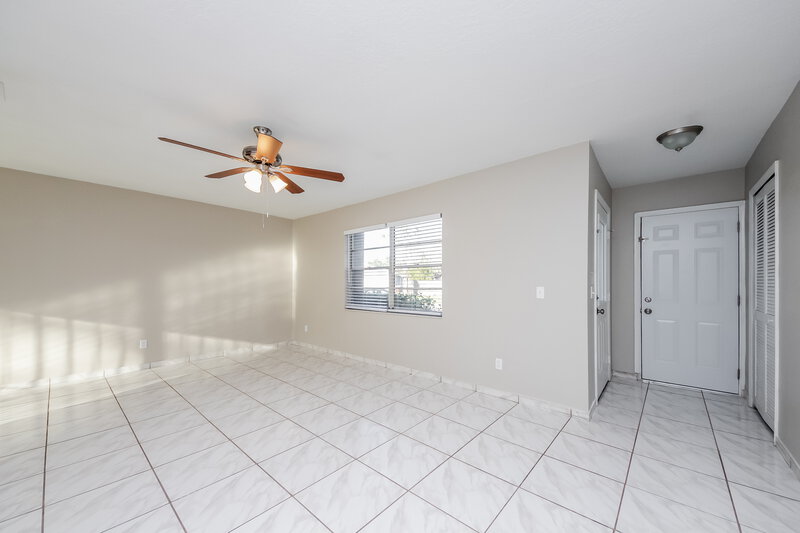 2,100/Mo, 1410 Orchid Ln Kissimmee, FL 34744 Living Room View