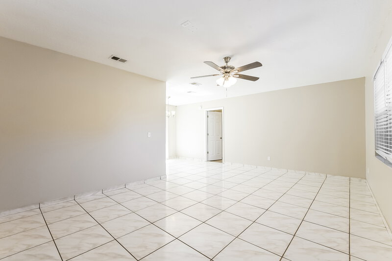 2,020/Mo, 1410 Orchid Ln Kissimmee, FL 34744 Living Room View 2