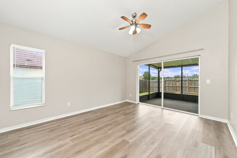 2,105/Mo, 3027 Eagle Crossing Dr Kissimmee, FL 34746 Family Room View