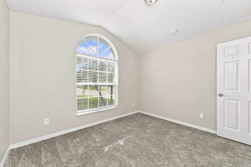 2,105/Mo, 3027 Eagle Crossing Dr Kissimmee, FL 34746 Bedroom View