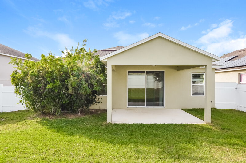 2,225/Mo, 314 Red Kite Dr Groveland, FL 34736 Rear View