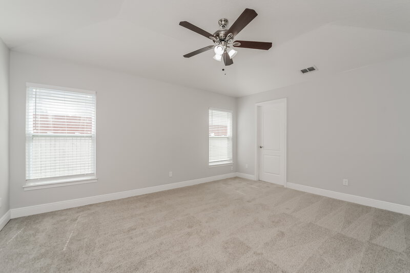 2,060/Mo, 1004 Dartmoor Pl Kissimmee, FL 34758 Main Bedroom View