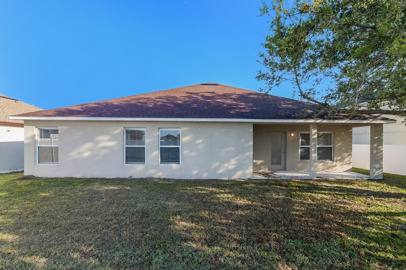 2,245/Mo, 4550 Ross Lanier Ln Kissimmee, FL 34758 Rear View