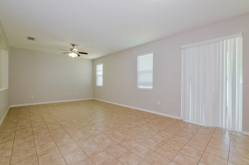 2,195/Mo, 1011 Hermosa Way Kissimmee, FL 34744 Living Room View