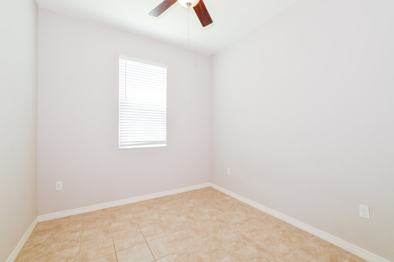 2,195/Mo, 1011 Hermosa Way Kissimmee, FL 34744 Bedroom View 2