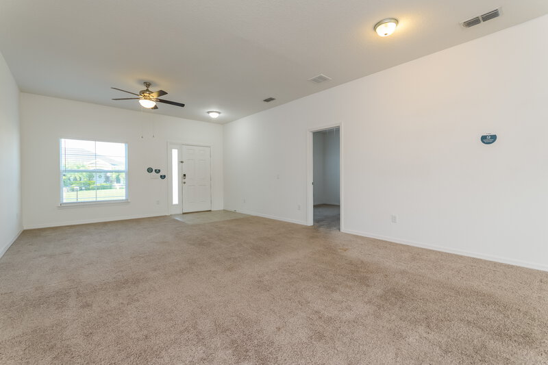 1,905/Mo, 204 Genoa Ct Kissimmee, FL 34758 Living Room View 2