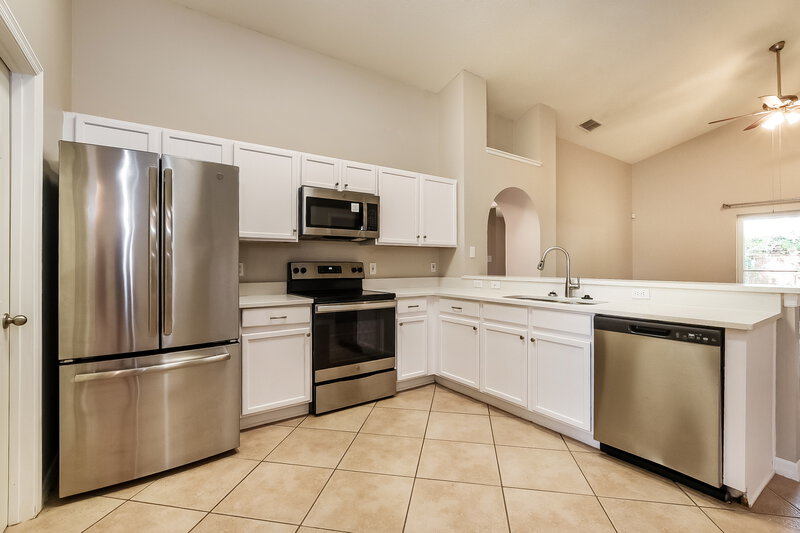 2,230/Mo, 1860 Bobtail Dr Maitland, FL 32751 Kitchen View