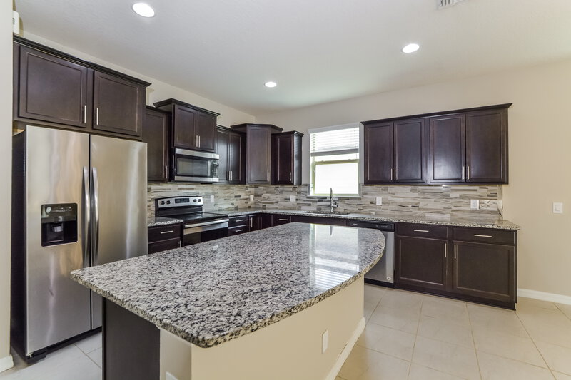 2,620/Mo, 3900 Trujilo Lane Saint Cloud, FL 34772 Kitchen View 2