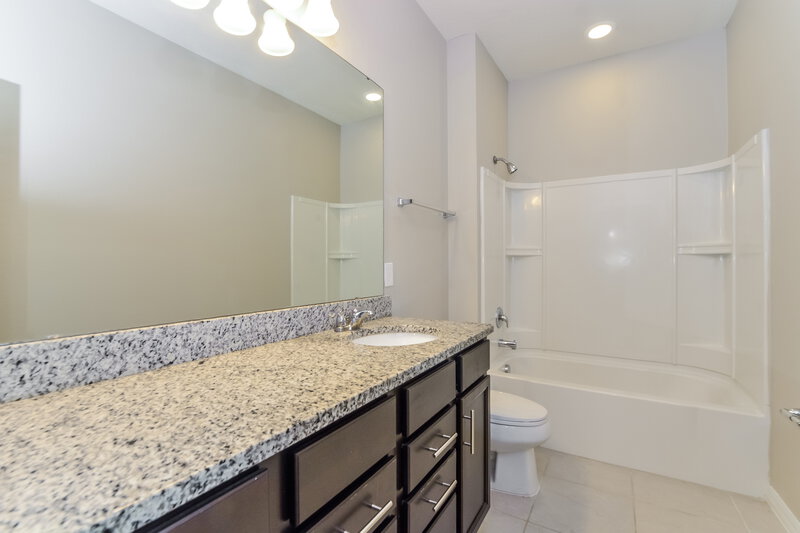 2,620/Mo, 3900 Trujilo Lane Saint Cloud, FL 34772 Bathroom View