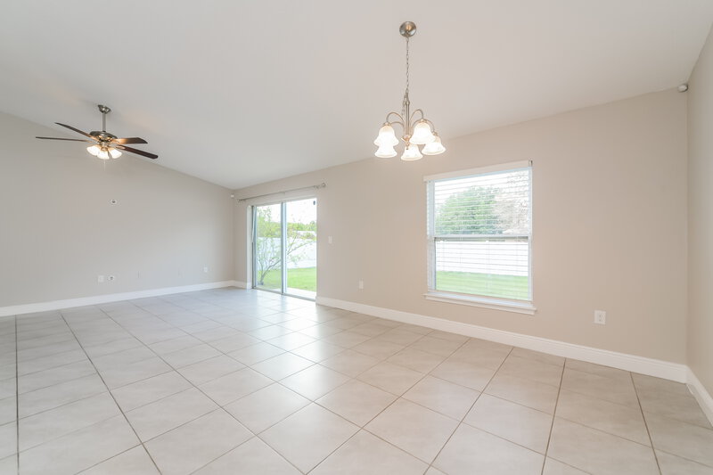 2,115/Mo, 828 Valnera Ct Kissimmee, FL 34758 Dining Room View